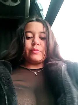 Snapshot of Cristal__04 chatting on 10.22.25 Cristal 04 online show from 10.22.25