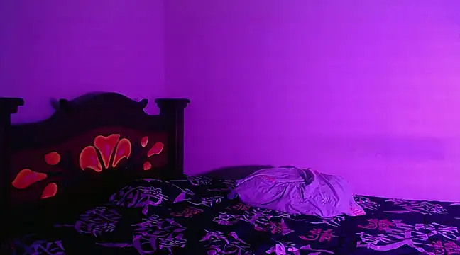 isaaclatino online show from 12.24.24