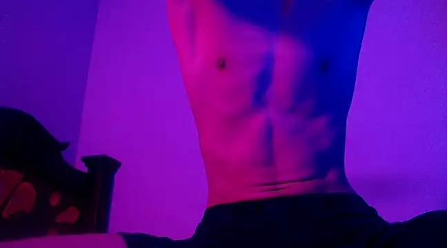 isaaclatino online show from 02.21.25