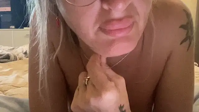 Snapshot of casalinga88 chatting on 05.09.26 casalinga88 online show from 05.09.26