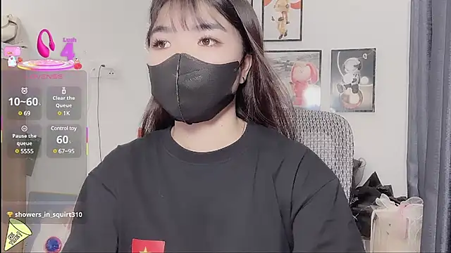 Berrysweet 68 online show from 03.15.25