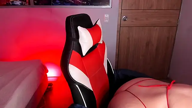 Snapshot of Sheryl_Hamilton chatting on 02.15.25 Sheryl Hamilton online show from 02.15.25