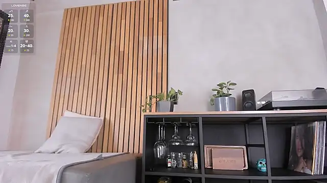 honeyhot69   online show from 06.22.26