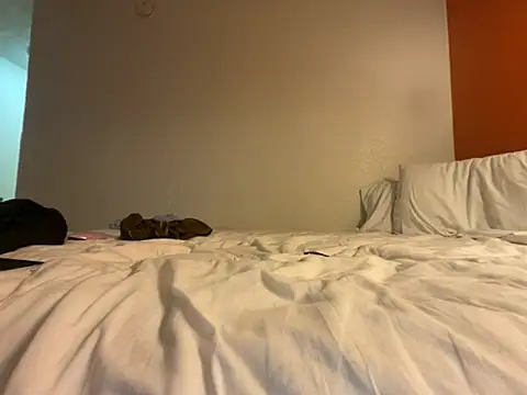 Snapshot of tatted-bitty chatting on 11.18.25 tatted-bitty online show from 11.18.25