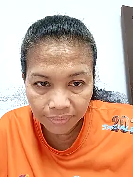 Snapshot of Fon_Bigboobs chatting on 01.19.26 Fon Bigboobs online show from 01.19.26