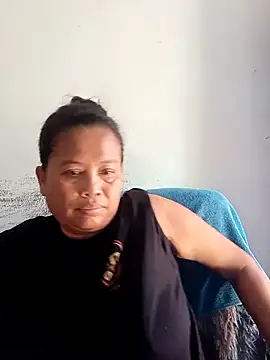 Snapshot of Fon_Bigboobs chatting on 03.03.26 Fon Bigboobs online show from 03.03.26