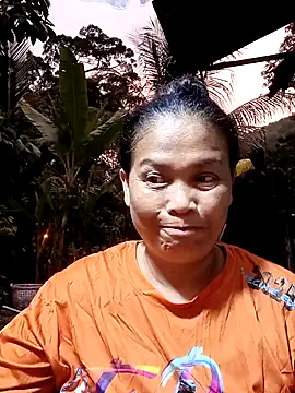 Snapshot of Fon_Bigboobs chatting on 03.06.26 Fon Bigboobs online show from 03.06.26