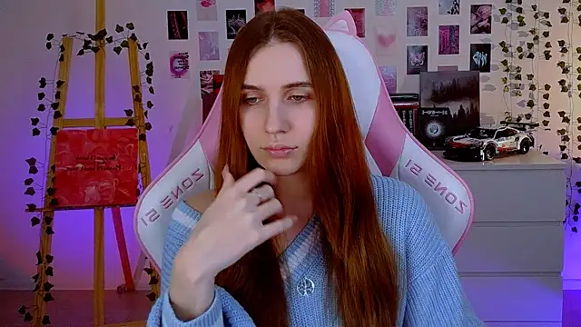 AliceCharmy online show from 03.22.25