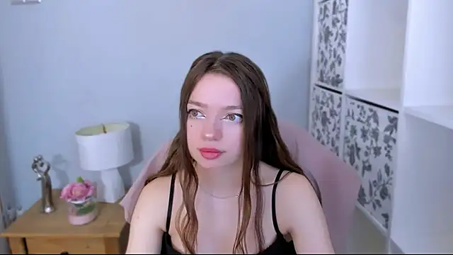 GraceLips online show from 01.16.26