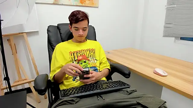 bunny maxi online show from 11.13.25