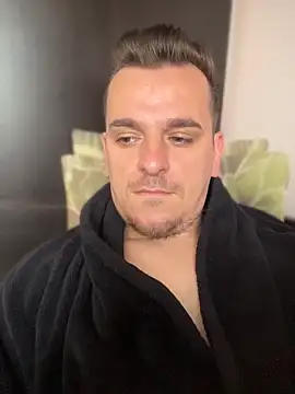 Huge cock22cm online show from 04.22.26
