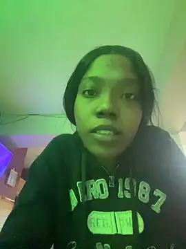 Snapshot of NillaMontana chatting on 03.22.26 NillaMontana online show from 03.22.26