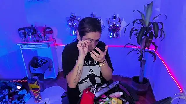LucyStrike  online show from 07.10.26