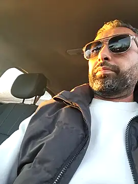 Snapshot of goldenhead1 chatting on 01.11.26 goldenhead1 online show from 01.11.26