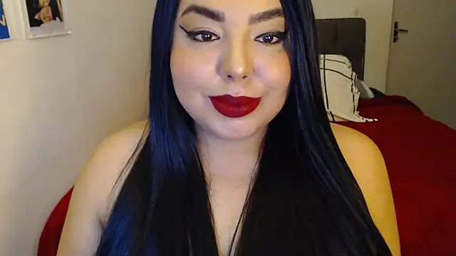 Snapshot of Internacionalist7 chatting on 11.05.25 Internacionalist7 online show from 11.05.25