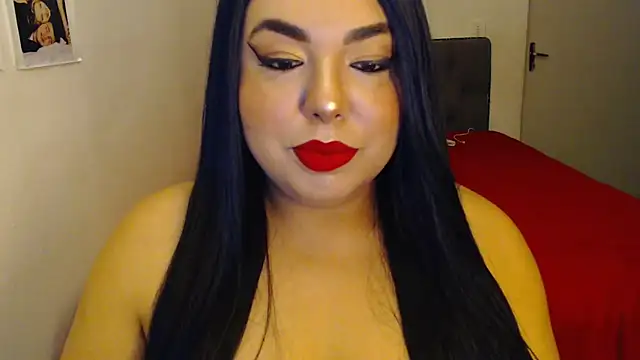 Snapshot of Internacionalist7 chatting on 11.20.25 Internacionalist7 online show from 11.20.25