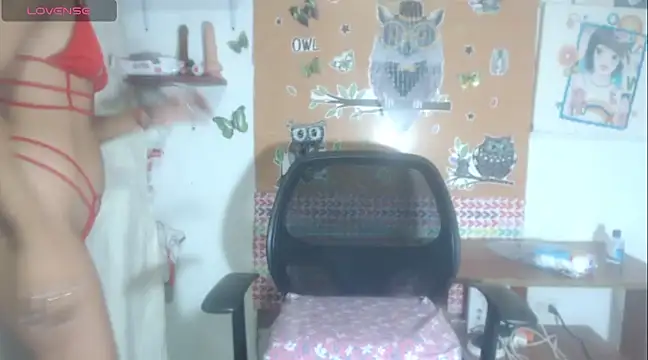 Snapshot of KamileLatinasexy chatting on 12.23.24 KamileLatinasexy online show from 12.23.24