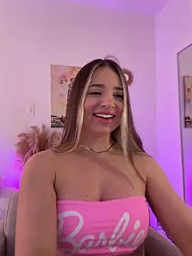 Ashleyjenner  online show from 04.30.26