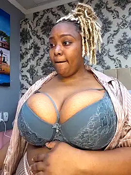 Snapshot of SexyRider8 chatting on 11.27.25 SexyRider8 online show from 11.27.25