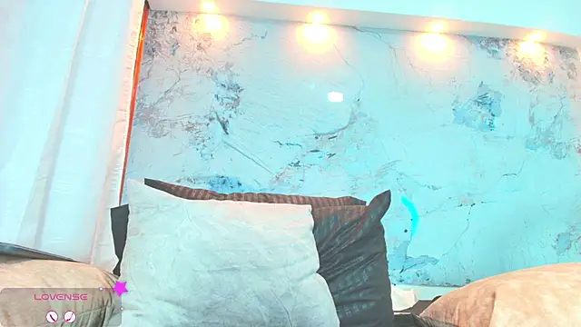 Natasha Colins1 online show from 02.24.25