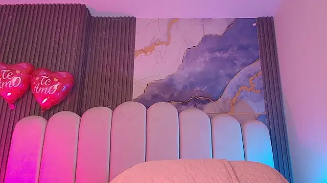 hot dione online show from 02.23.26