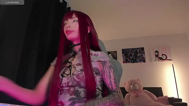 satanbabee online show from 04.30.26