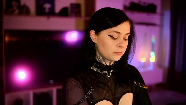 Snapshot of AcidPie chatting on 01.07.25 AcidPie online show from 01.07.25