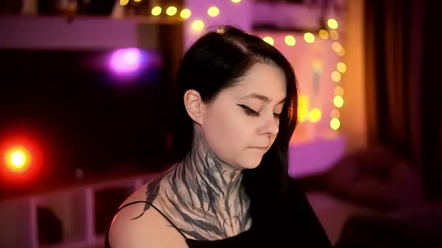 Snapshot of AcidPie chatting on 02.07.25 AcidPie online show from 02.07.25