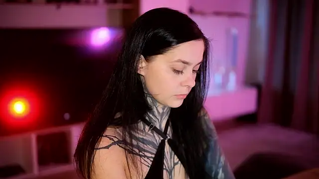 Snapshot of AcidPie chatting on 09.22.25 AcidPie online show from 09.22.25