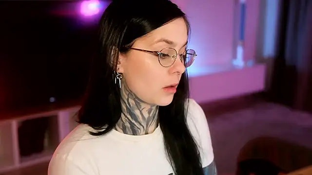 Snapshot of AcidPie chatting on 02.14.26 AcidPie online show from 02.14.26