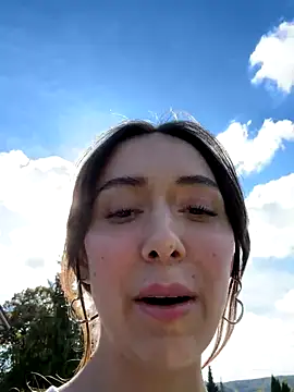 emiliasommer online show from 10.07.25