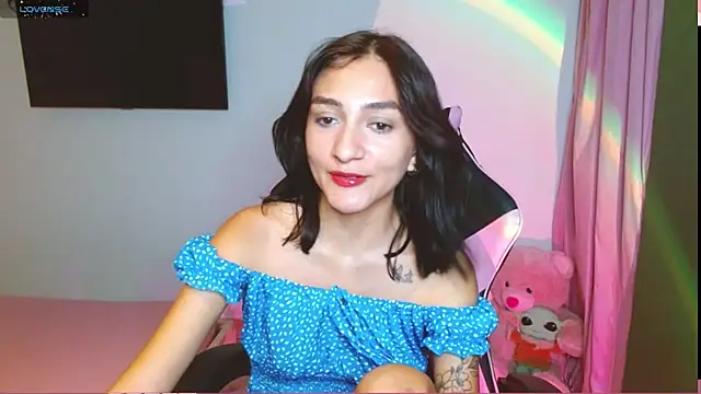 Mei Kelly online show from 01.04.25