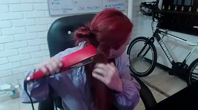 Snapshot of ViioletaMora chatting on 03.02.25 ViioletaMora online show from 03.02.25