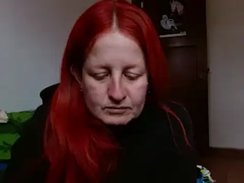 Snapshot of ViioletaMora chatting on 09.08.25 ViioletaMora online show from 09.08.25