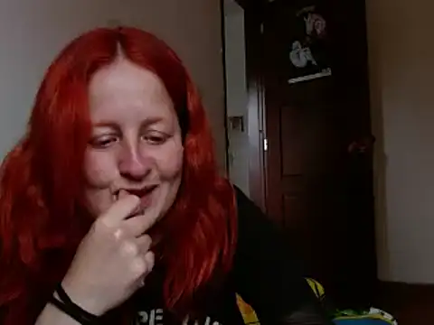 Snapshot of ViioletaMora chatting on 09.09.25 ViioletaMora online show from 09.09.25