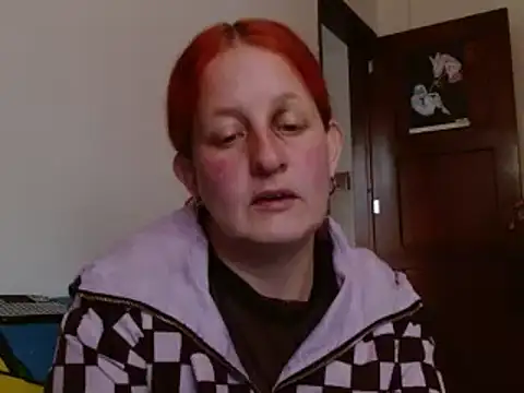 Snapshot of ViioletaMora chatting on 09.24.25 ViioletaMora online show from 09.24.25