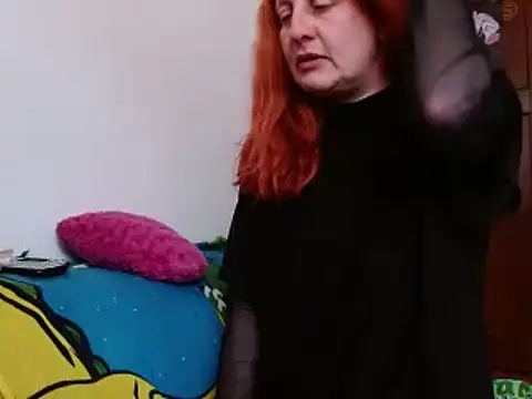 Snapshot of ViioletaMora chatting on 09.26.25 ViioletaMora online show from 09.26.25