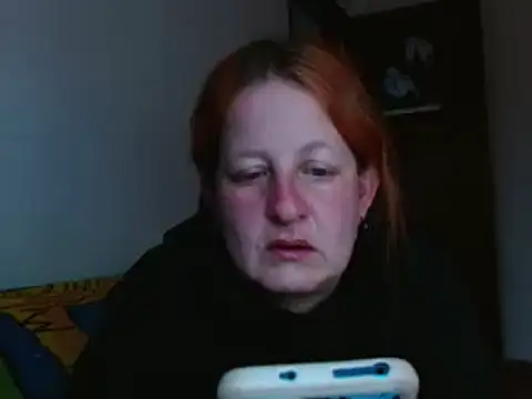 Snapshot of ViioletaMora chatting on 11.08.25 ViioletaMora online show from 11.08.25