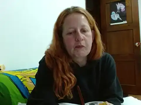 Snapshot of ViioletaMora chatting on 11.11.25 ViioletaMora online show from 11.11.25