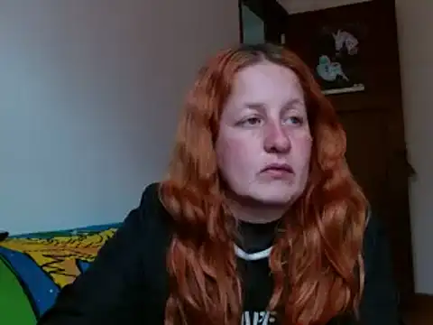 Snapshot of ViioletaMora chatting on 11.12.25 ViioletaMora online show from 11.12.25