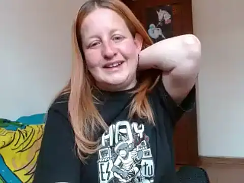 Snapshot of ViioletaMora chatting on 11.27.25 ViioletaMora online show from 11.27.25