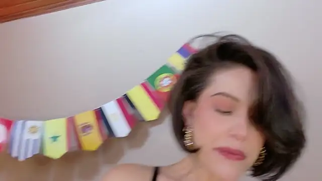 Hannah Borbon online show from 07.07.26
