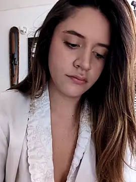 maliciaworld online show from 02.08.26