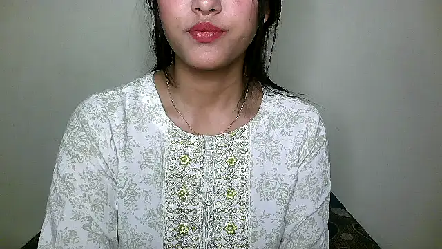 Snapshot of Princess_noorjahan chatting on 12.23.24 Princess noorjahan online show from 12.23.24