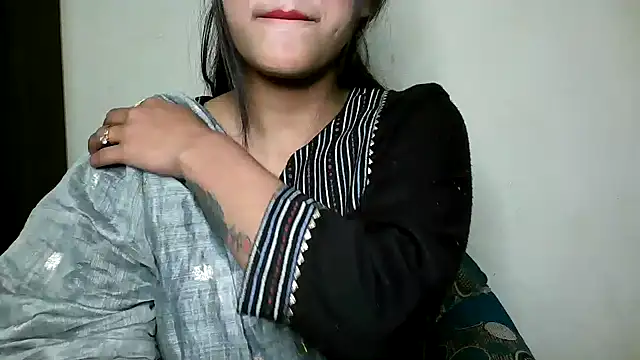 Snapshot of Princess_noorjahan chatting on 02.16.25 Princess noorjahan online show from 02.16.25