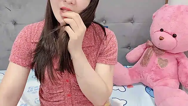 Snapshot of Funikio chatting on 03.13.25 Funikio online show from 03.13.25