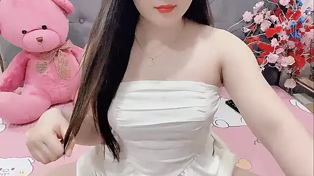 Snapshot of Funikio chatting on 11.25.25 Funikio online show from 11.25.25