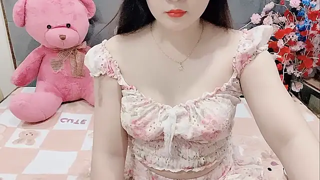 Snapshot of Funikio chatting on 12.03.25 Funikio online show from 12.03.25