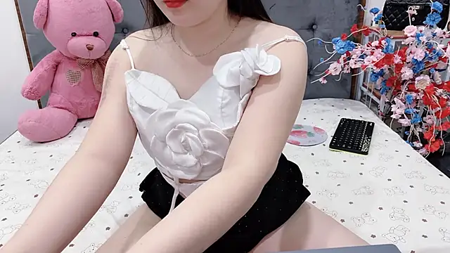 Funikio online show from 06.12.26