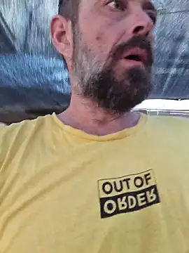 Snapshot of zefside42 chatting on 11.26.25 zefside42 online show from 11.26.25